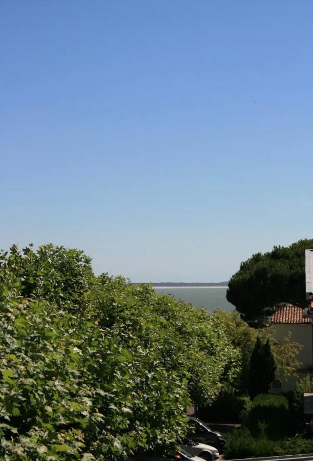 Apartment Superbe T4 A Royan, 2 Minutes A Pied De La Mer. *